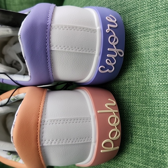 Disney Winnie the Pooh and Eeyore Women's Mismatched Unisex Shoes - Picture 6 of 10